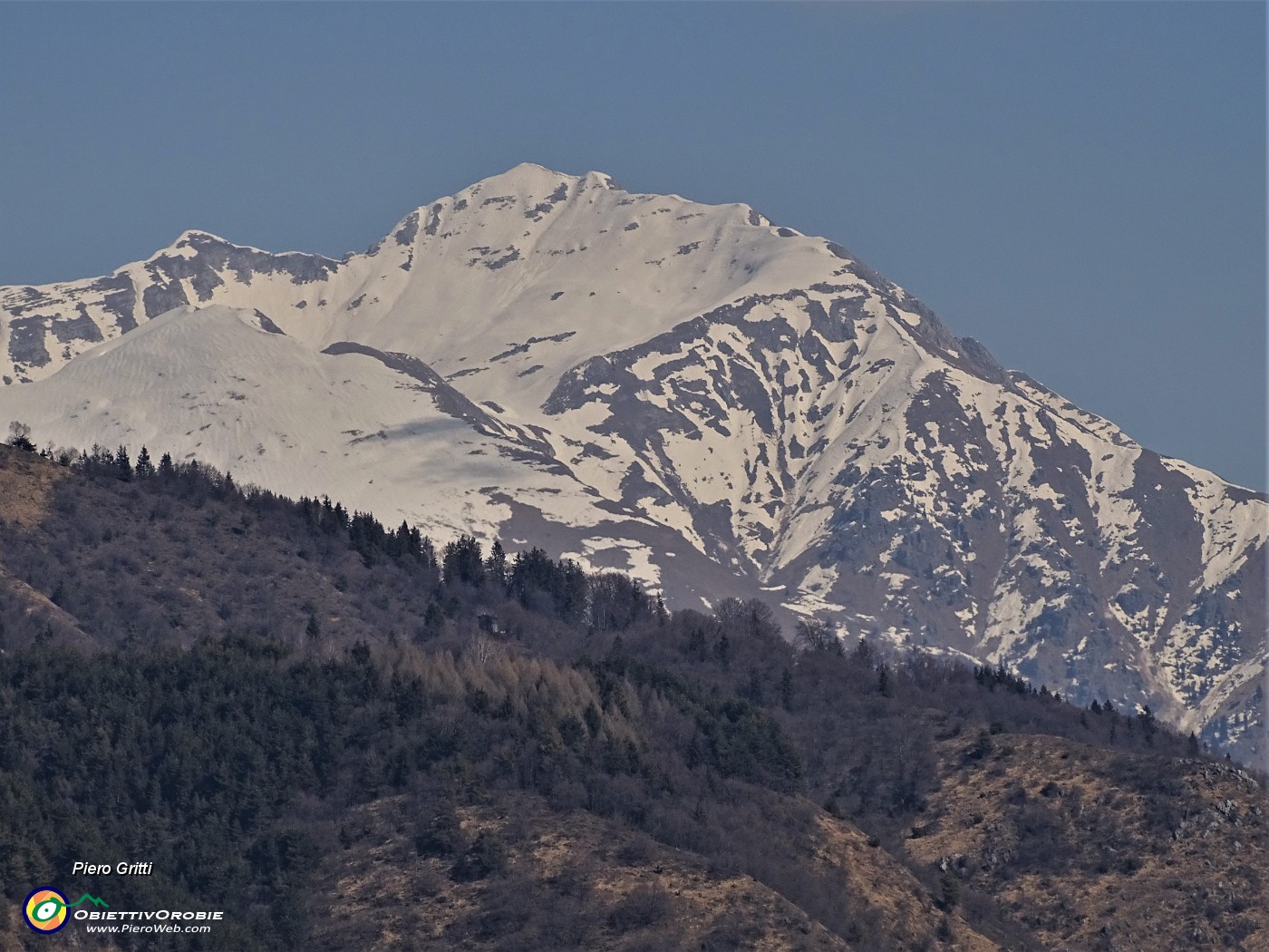 54 Zoom in Menna (2300 m).JPG